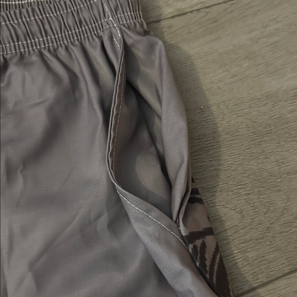 Gray Palm Tree Print Men's Pants size XL - Picture 4 of 8